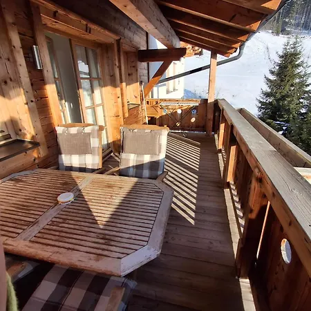 Apartmán Kitzski, Ski-in-out Right Next To Gondola Lift *
