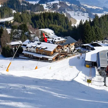 Kitzski, Ski-in-out Right Next To Gondola Lift Apartmán *